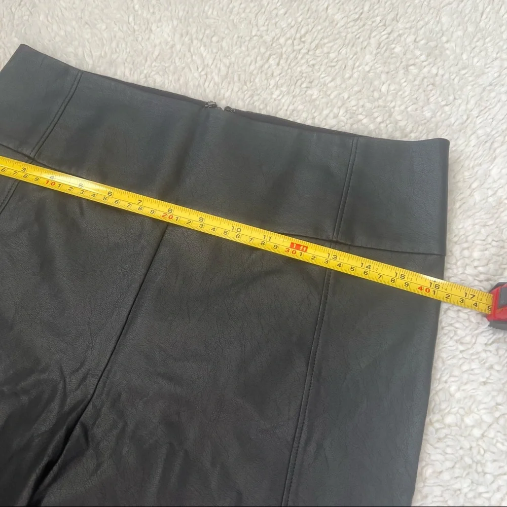 NWT BCBGMAXAZRIA Faux Leather Blossom Pants - Picture 7 of 9
